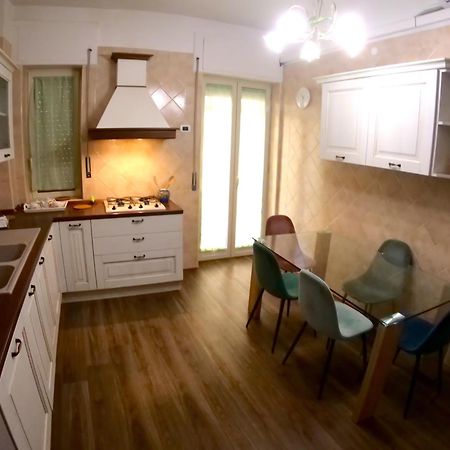 The House Of Grandma Apartment Napoli Exterior foto
